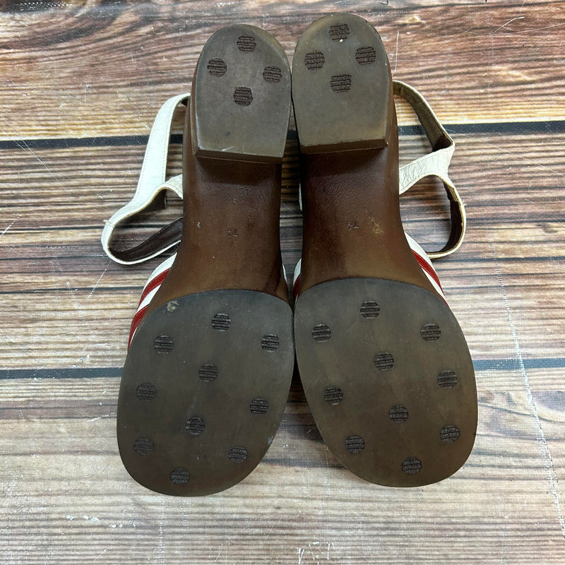 Vintage Sandaletten „Young Style“ – Größe 7,5 (ca. 38 EU)