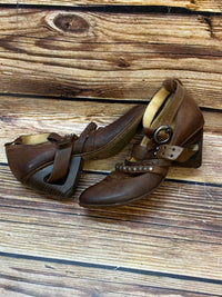 Unikate Steampunk Damen-Schuhe aus Echtleder