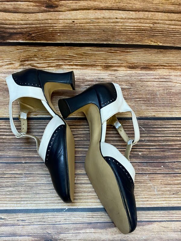Vintage T-Strap Spectator Pumps 38,5 – Zweifarbig Dunkelblau/Creme