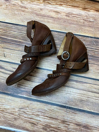 Unikate Steampunk Damen-Schuhe aus Echtleder