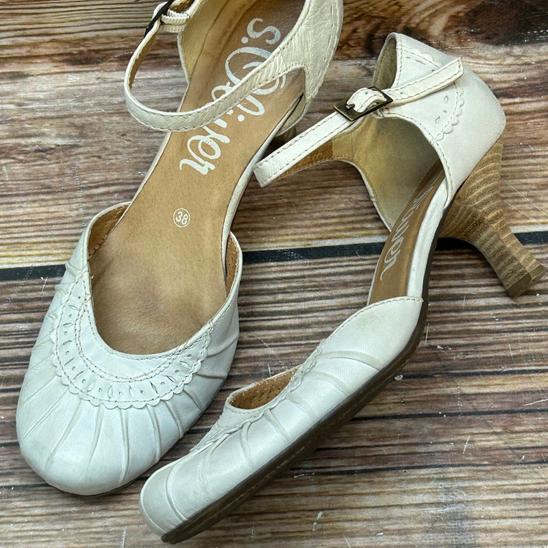 Vintage-Schuhe Riemchen-Pumps aus Leder – Größe 38, Ansicht 2