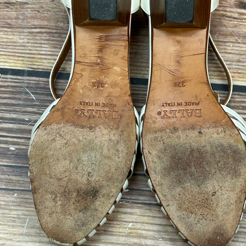 T-Steg Sandalen aus Leder – Größe 37,5