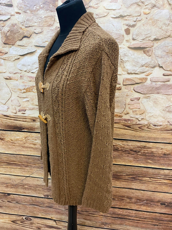 Vintage Strickjacke in warmem Braunton – Größe 44 (heutige Gr.38)