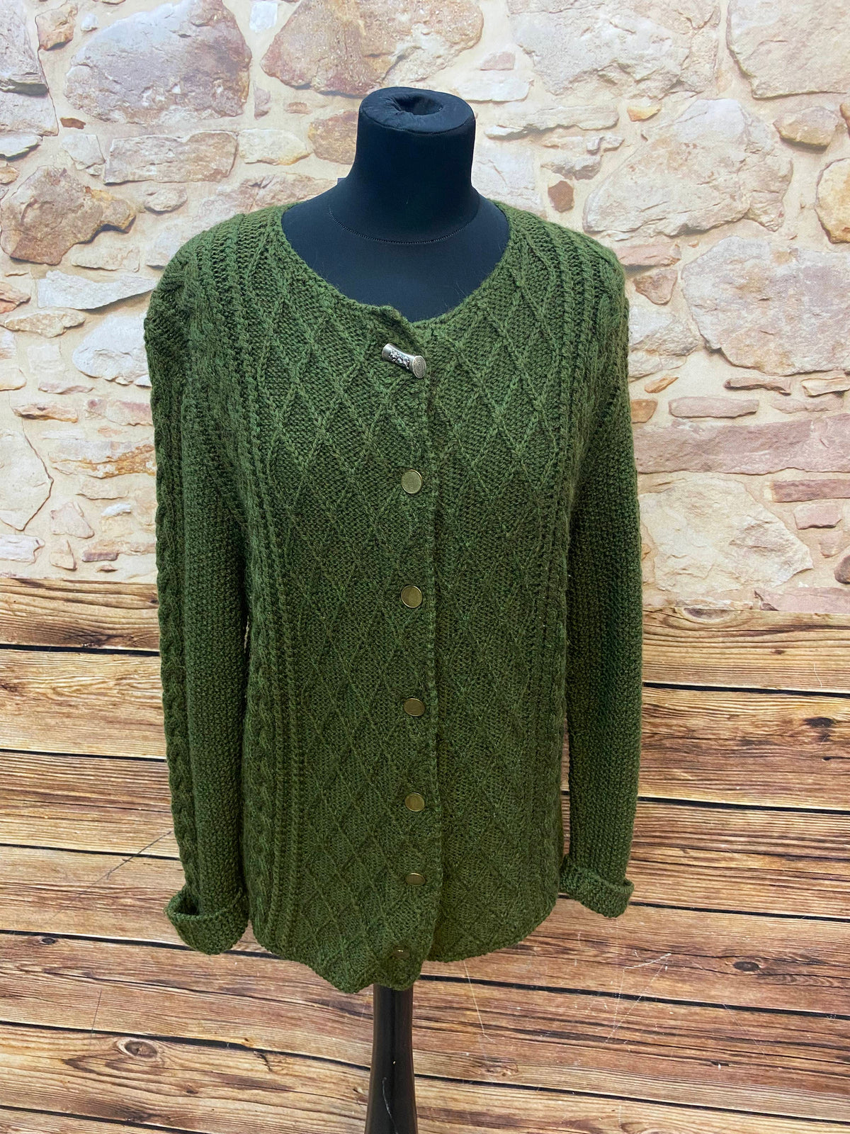 Vintage Strickjacke in Dunkelgrün mit Zopfmuster