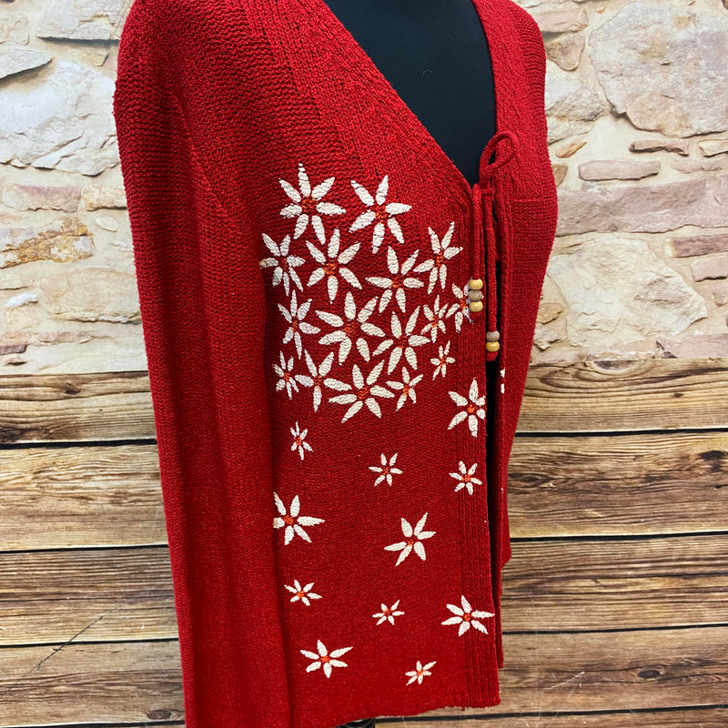 Vintage Strickjacke in leuchtendem Rot mit Blumendetails – Größe M