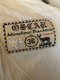 Elegantes Vintage-Trachtenmieder mit romantischen Stickereien