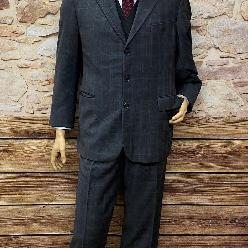 „Karierter grauer Herren Vintage-Anzug, 20er Jahre Stil, Gr.50, Hose, Sakko, Weste, Hemd und Strickkrawatte