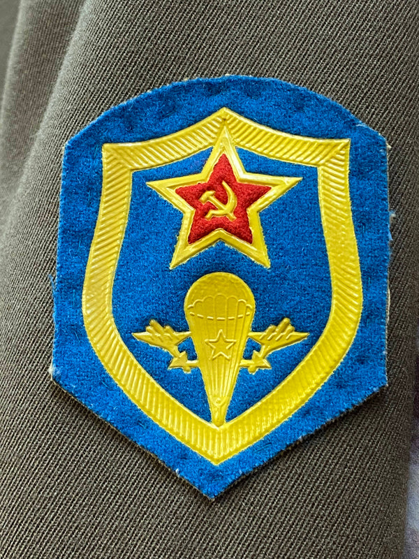 Vintage Sowjet Uniform – Größe 50