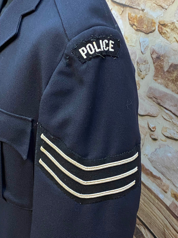 Britische Polizei-Uniformjacke (Sergeant) Größe 50