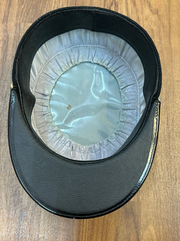 Vintage Offiziersmütze – Perfekt für Sammler und Enthusiasten