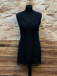 Vintage-Unterkleid mit Spitze – Schwarze Eleganz, Gr.36