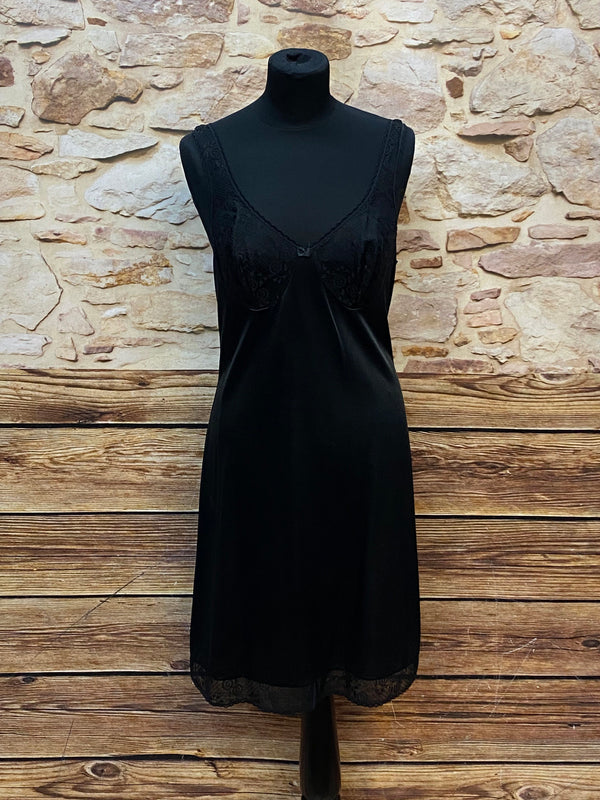 Vintage-Unterkleid mit Spitze – Klassisch Schwarz, Gr.38