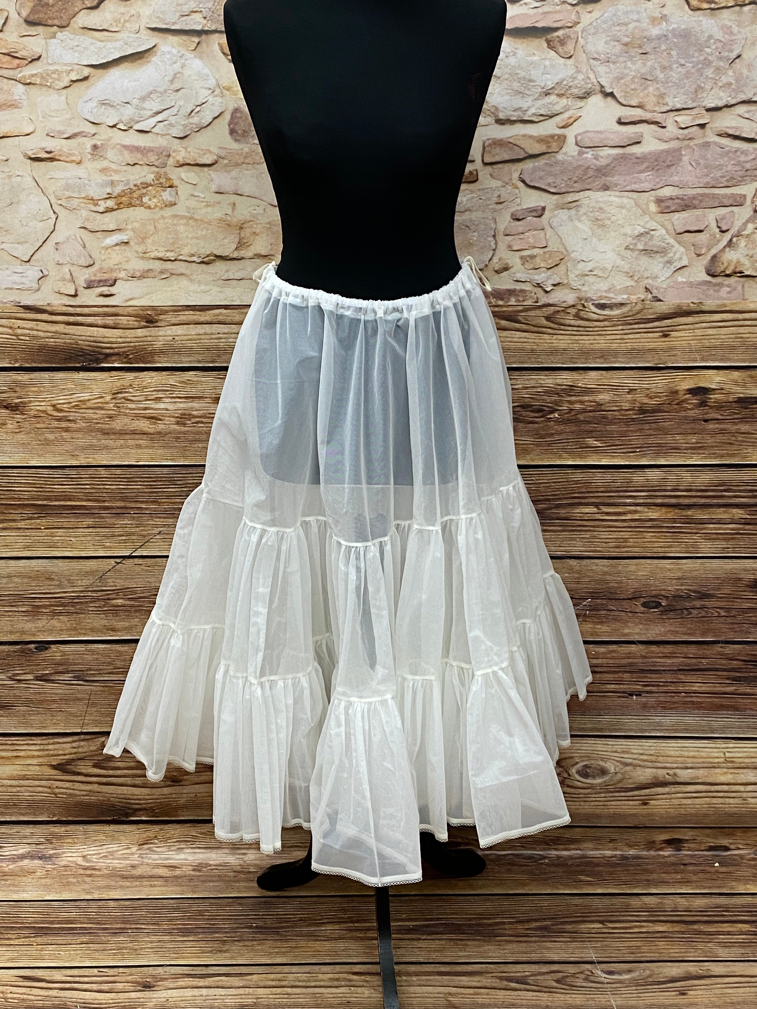 Schöner steifer Petticoat in der Farbe weiß Gr.S/M