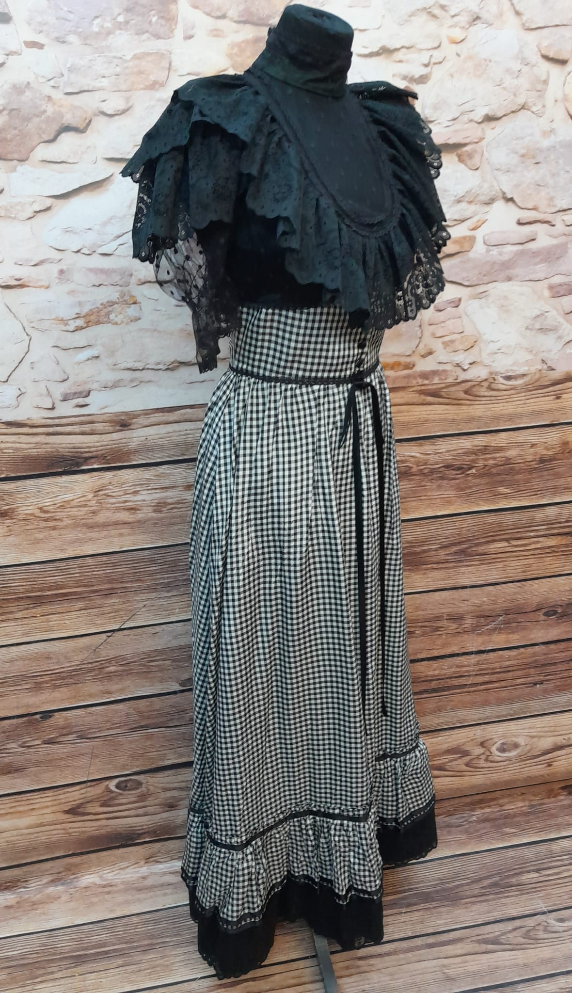 Robe vintage à carreaux noir et blanc taille 34 