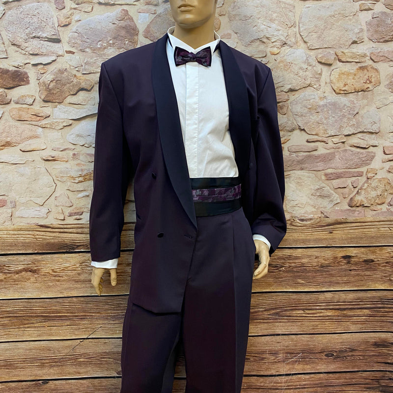Kompletter WILVORST Smoking Gr. 29 mit Kummerbund, Smokinghemd und auberginefarbener Hose