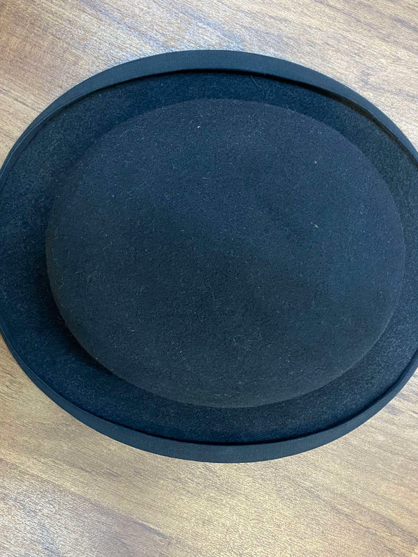 „Melonenhut Herren schwarz Draufsicht klassische Form“