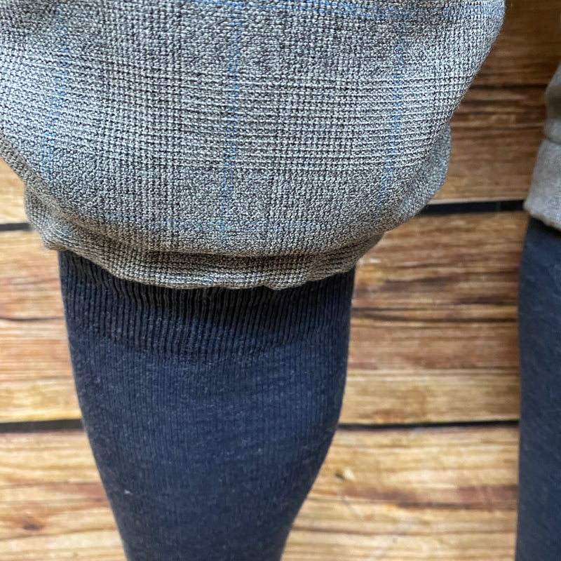 „6-teiliges Vintage 20er Jahre Kostüm Mit Knickerbockerhose, Sakko, Hemd, Fliege, Kniestrümpfe und Schiebermütze in grau Gr.25 Ansicht 5