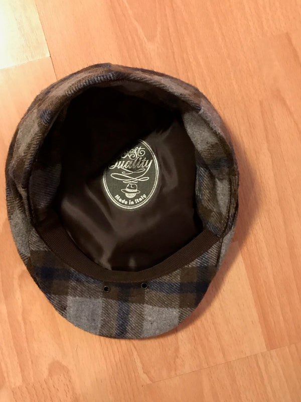 Innenansicht der gefütterten Gatsby-Mütze mit Label.
