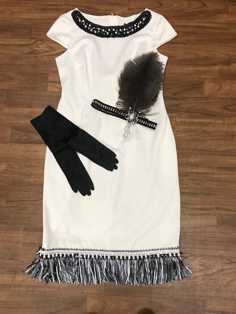 20er Jahre Kleid, Kostüm elfenbeinfarbend, Perlen und Fransen Gr.40  Unikat