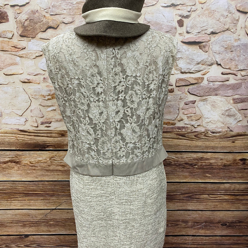 Kleid im 20er Jahre Stil, Hut, Handschuhe und Perlenkette Gr.42