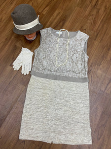 Kleid im 20er Jahre Stil, Hut, Handschuhe und Perlenkette Gr.42/44