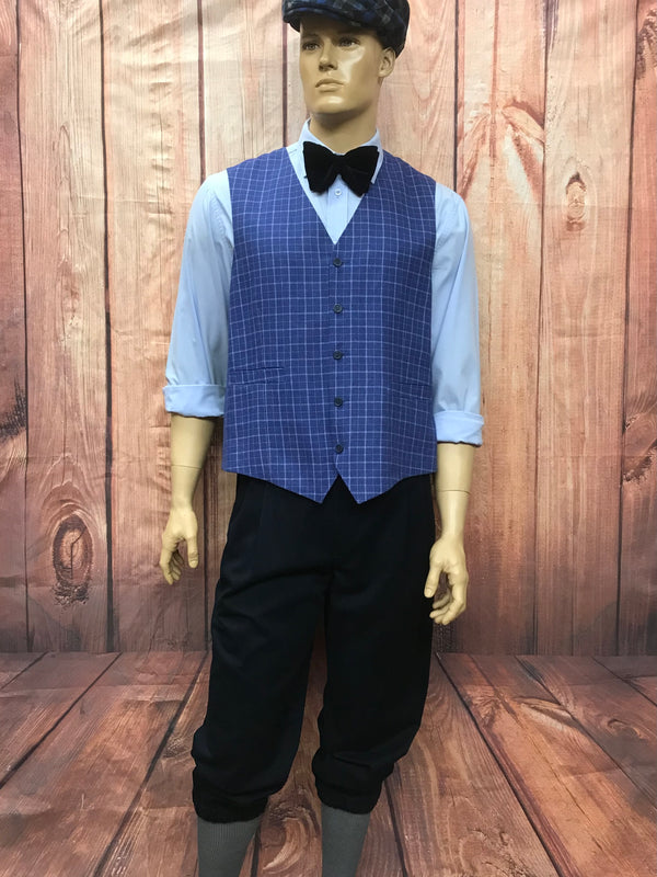 20er Jahre Paperboy Kostüm mit Knickerbockerhose, Weste, Hemd, Fliege, Kniestrümpfe und Schiebermütze Gr.52 