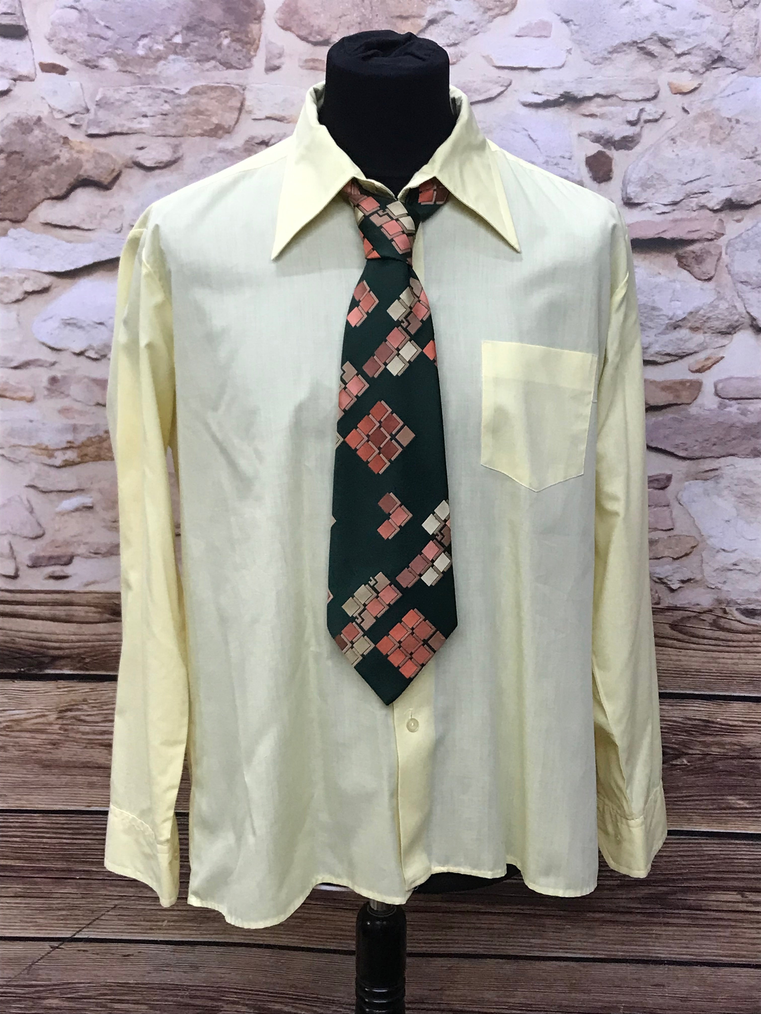 Hemd 70er Jahre True Vintage  und Krawatte Gr.42