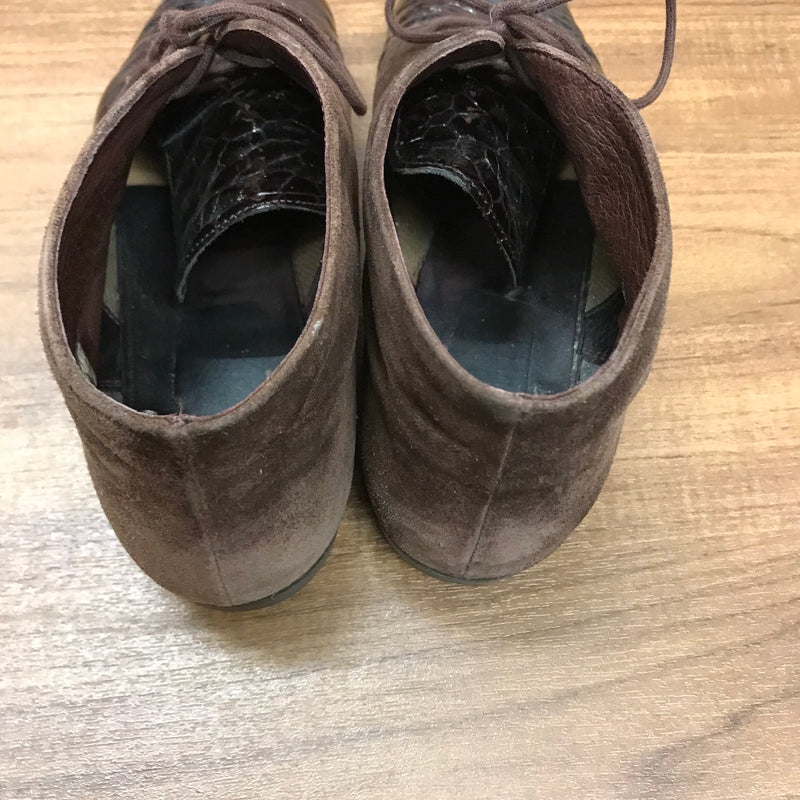 Schnürstiefelette braunes geprägtes Lackleder Gr.38