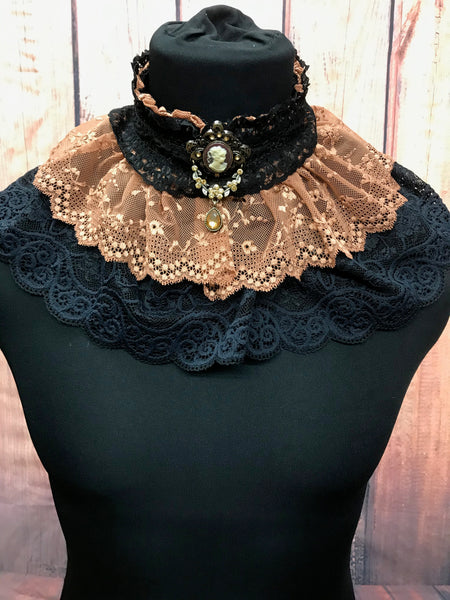 Steampunk Jabot mit Schwarzer und Kupferfarbener Spitze