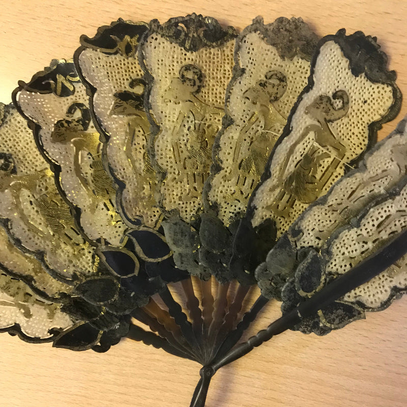 Antiker Handfächer spätes 19.Jahrhundert (skin parchment)