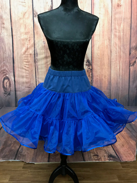 Kräftig blauer Petticoat in Größe L, 48 cm lang, zweilagiger Polyester-Tüll mit elastischem Bund, 50er-Jahre Rockabilly-Stil.