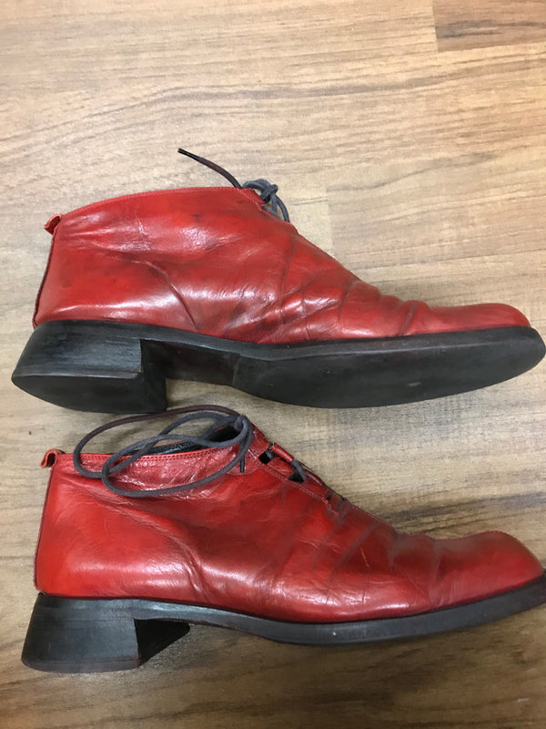 True Vintage Lederschuhe in rot