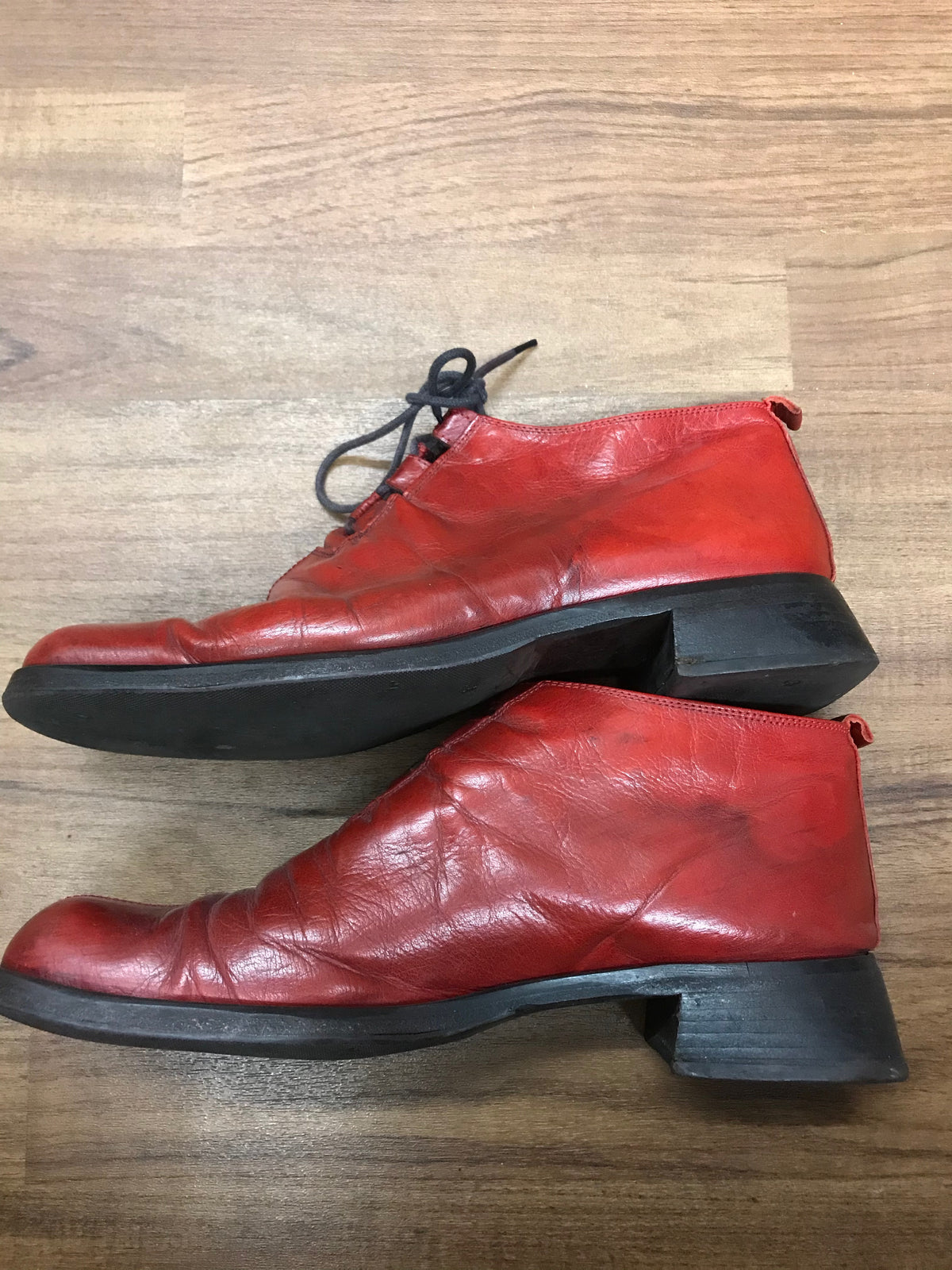 Vintage Schuhe Halbhoch Gr.41 rot