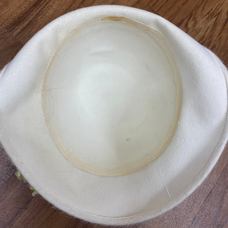 20er Jahre Topfhut, creme, Cloche Gr.56 Unikat, Handveredelt, Unikat