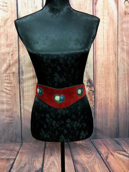 Damen-Trachtengürtel rot mit grünem Rand & Edelweiß-Applikation – Echtleder, 85–95 cm Taille