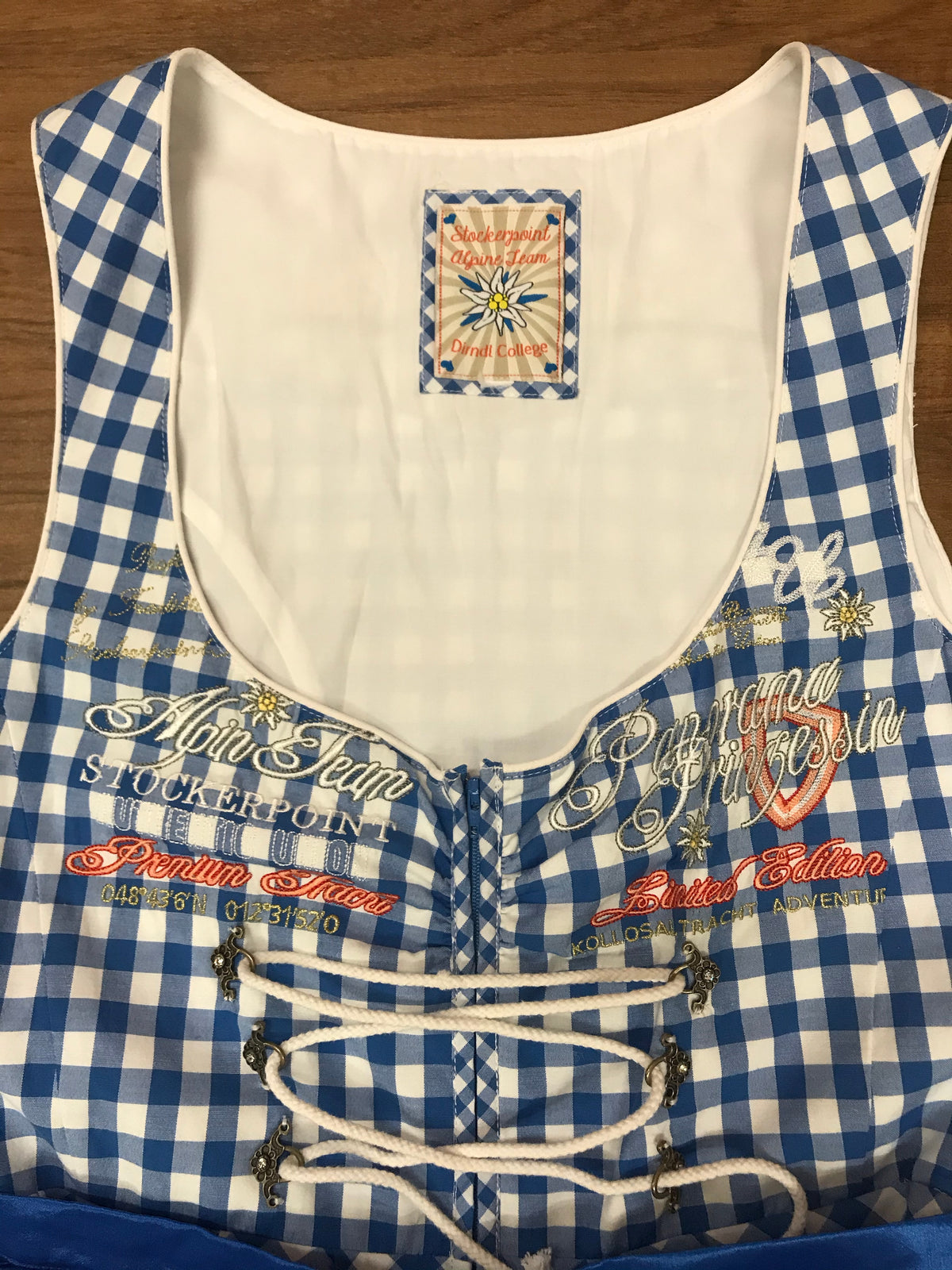 Dirndl Gr.38, blau kariert