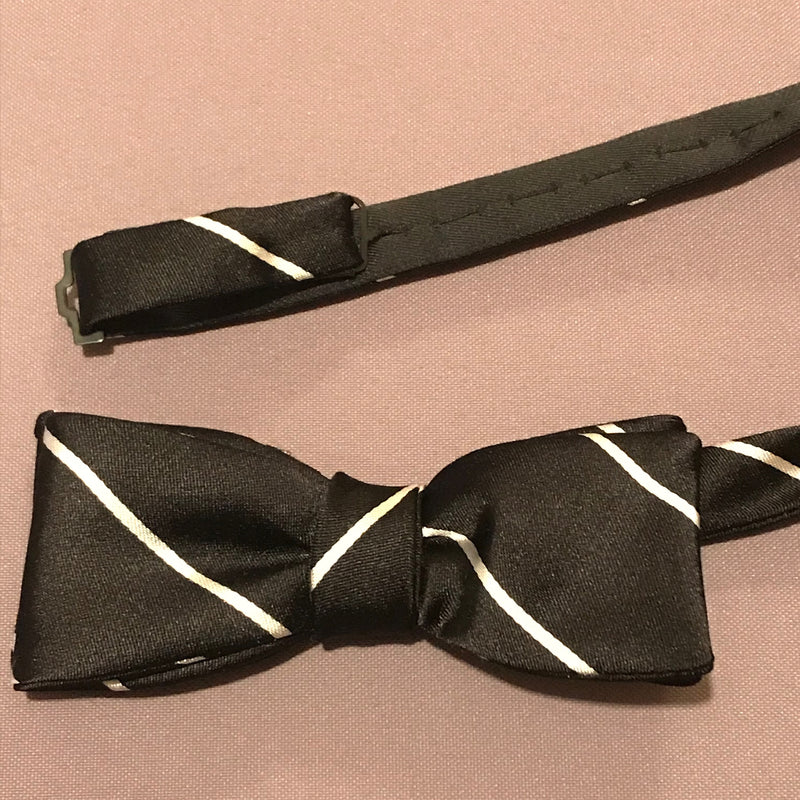 schwarze Herren-FliegeHerren- Fliege aus Seide, 20er Jahre Stil, schwarz/weiß