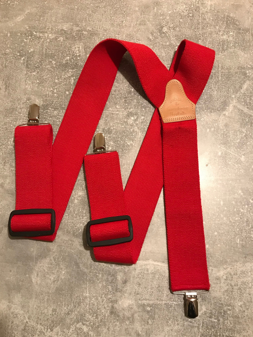 Extra breite Hosenträger in Rot