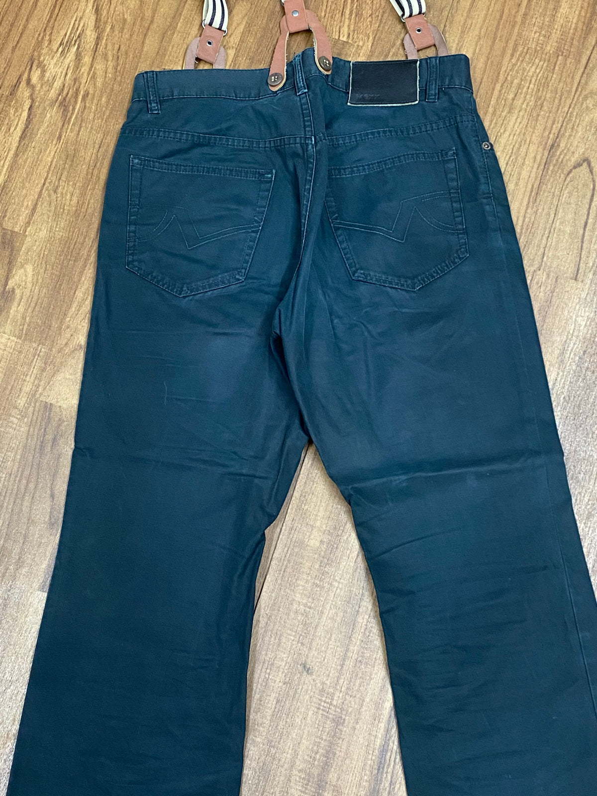 Jean à bretelles style rétro années 50, taille 30/34