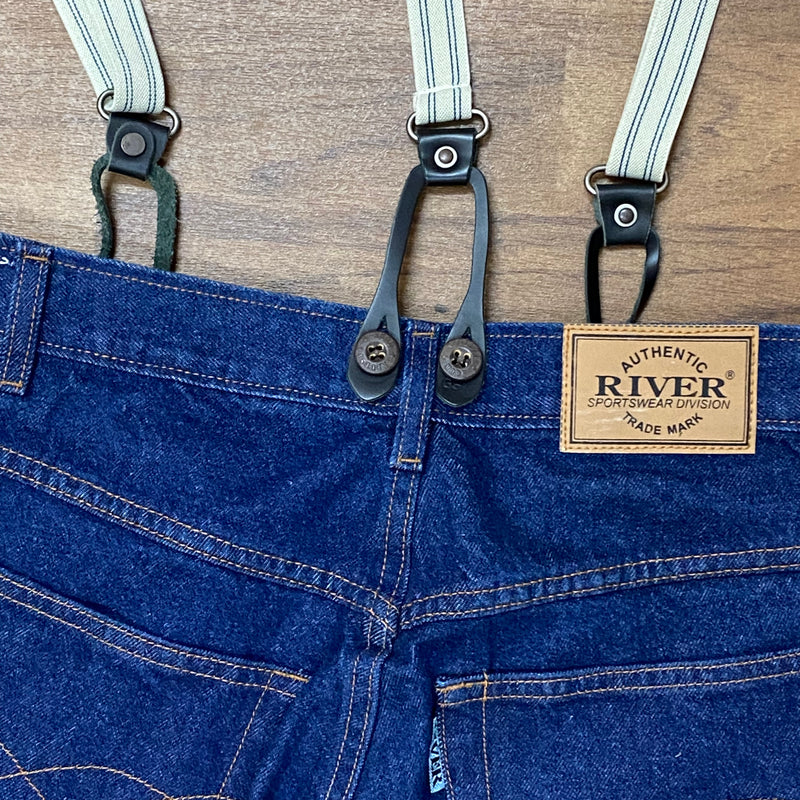 Jeanshose mit Hosenträger im 50er Jahre Retro-Stil,