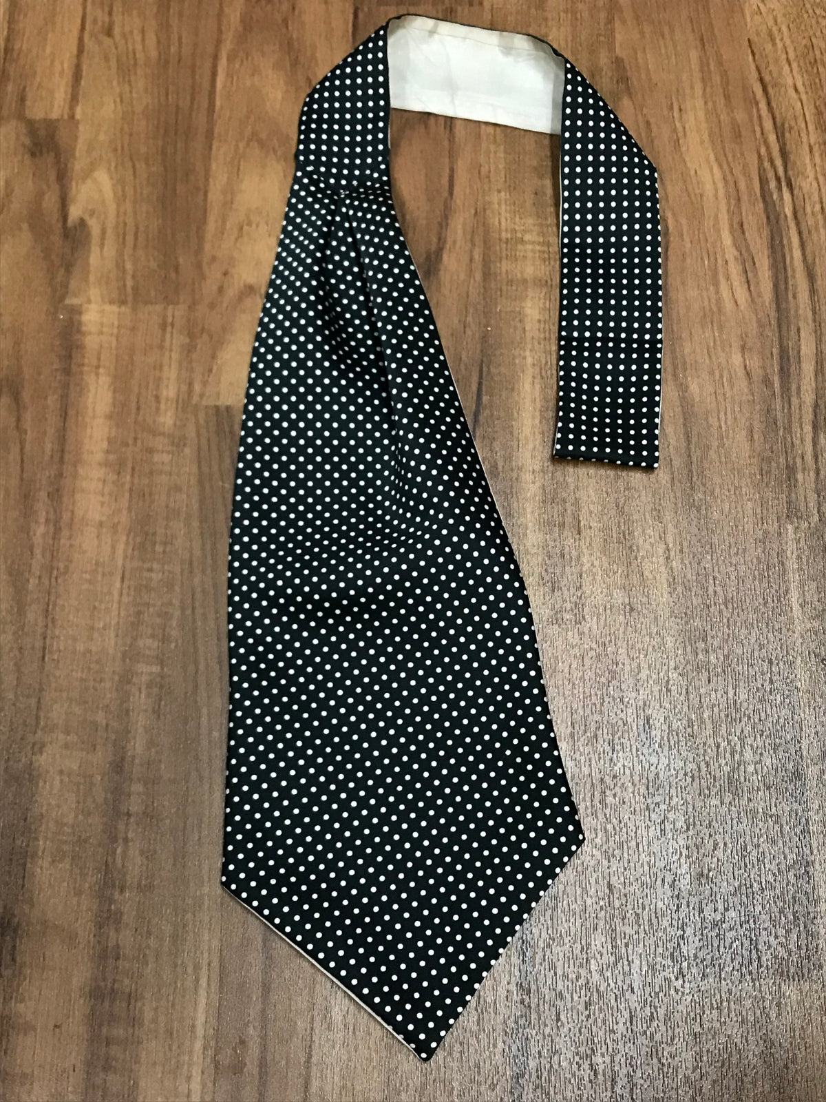 Krawattenschal Vintage Ascot, schwarz mit Punkte