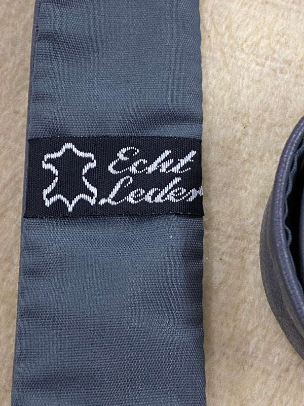 Leder-Krawatte, violett farbend