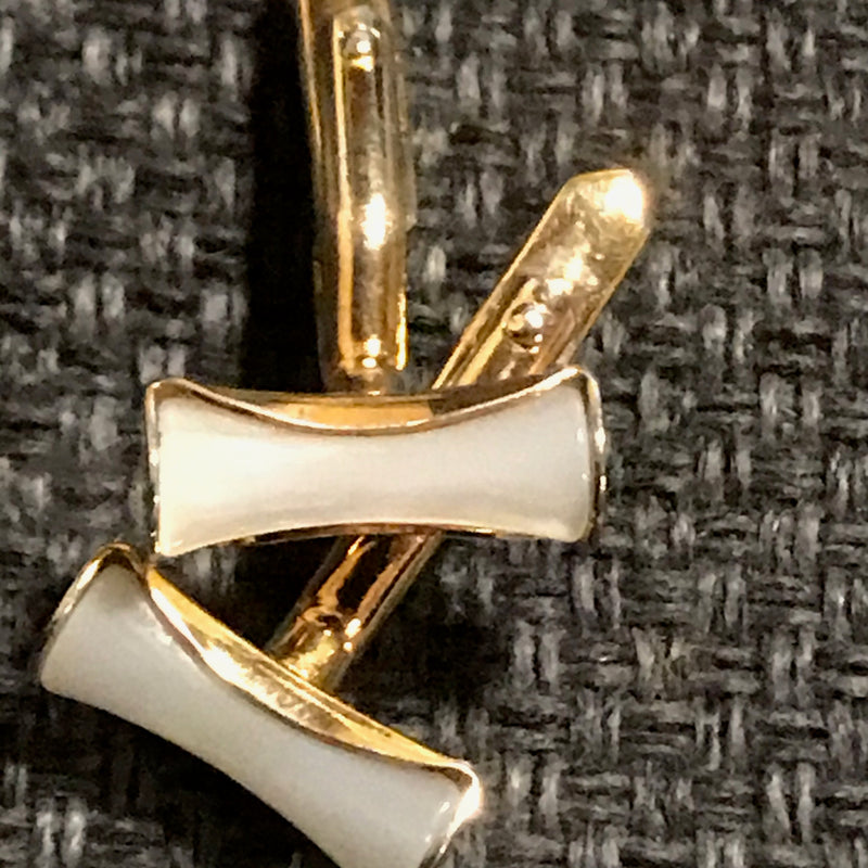 Kleine Manschettenknöpfe mit Permutt