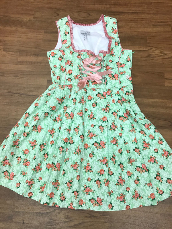 Mintgrünes Marjo Dirndl mit Rosenprint und rosa Schnürung, flach liegend – Vorderansicht ohne Schürze.