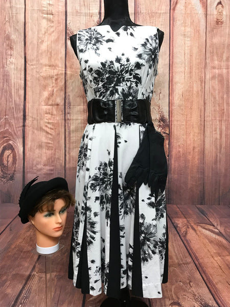 Vintage 50er Jahre Kleid Gr.38 Oldtimer Kostüm schwarz weiß, Inklusiv schwarzer Handschuhe, Gürtel und Hut