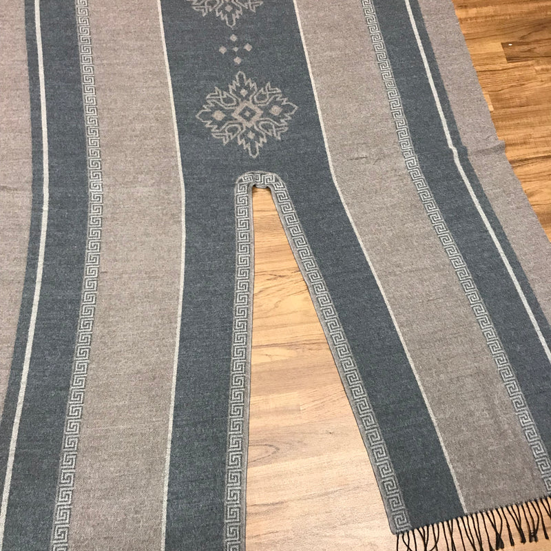 Poncho, Cape, Umhang, Wolle 70er Jahre. Gr.L