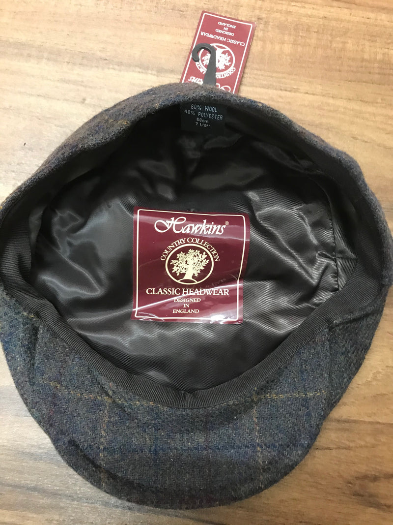 Casquette plate taille 58, à carreaux gris