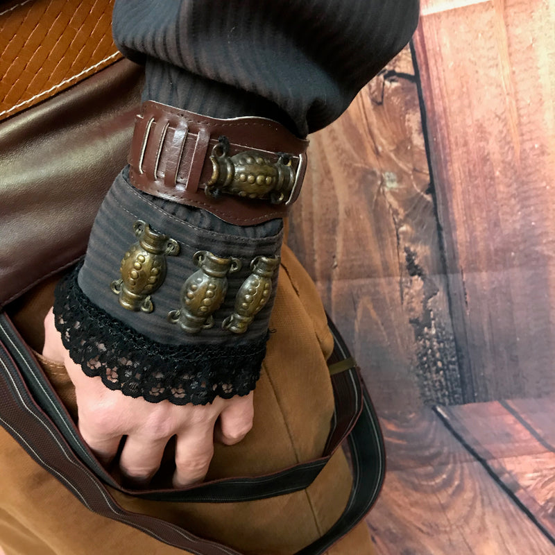 Komplettes Steampunk Kostüm Herren XL – Lederweste, Hose, Gamaschen & Accessoires