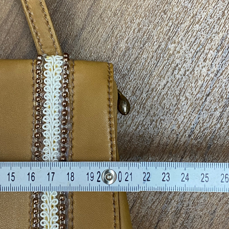 Steampunk-Handtasche aus hellbraunem Leder