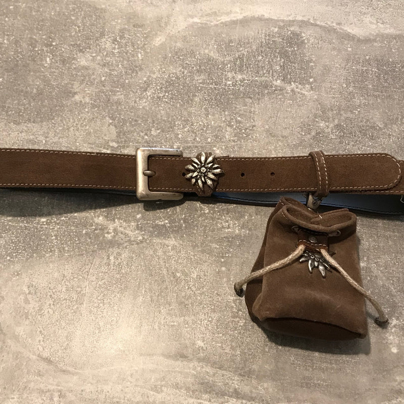 Trachtengürtel mit Brauner Damen Trachtengürtel mit kleiner Ledertascheleiner Ledertasche